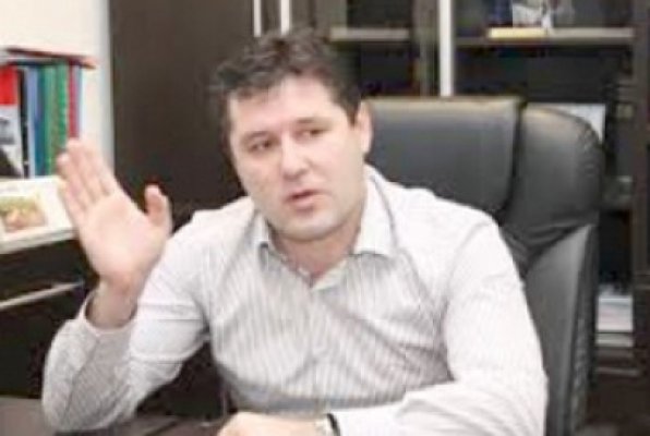 Primarul din Vidra, arestat pentru luare de mită